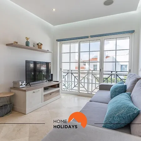 Appartement #228 Garrett Flats By Holidays *