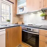 Appartement #228 Garrett Flats By Holidays
