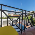 #228 Garrett Flats By Holidays البوفيرا