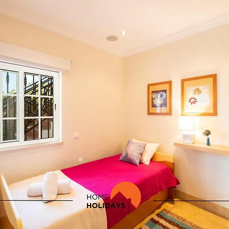 #228 Garrett Flats By Holidays