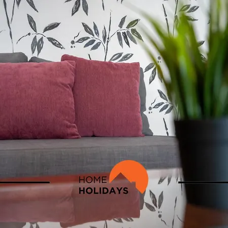 #228 Garrett Flats By Holidays Апартаменты