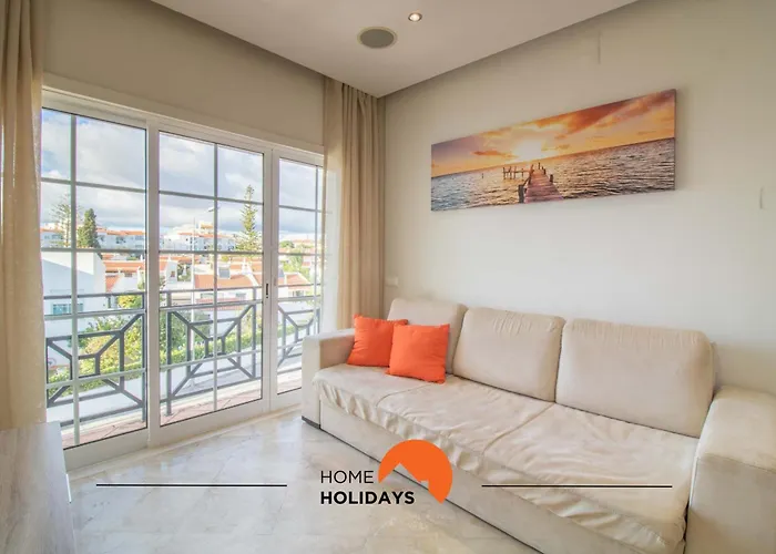 #228 Garrett Flats By Holidays * Albufeira