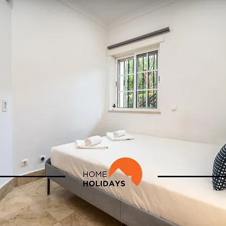 #228 Garrett Flats By Holidays 阿尔布费拉